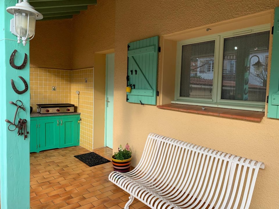 BBQ facilities, Balcony/Terrace