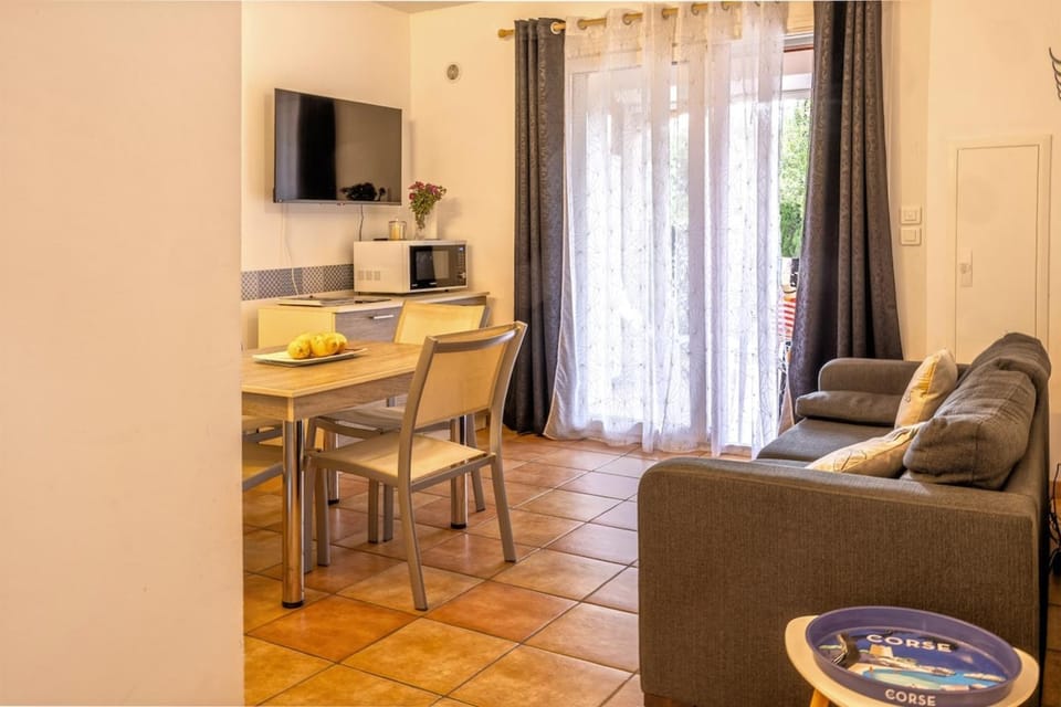 Casarella Massari Apartment in Oletta