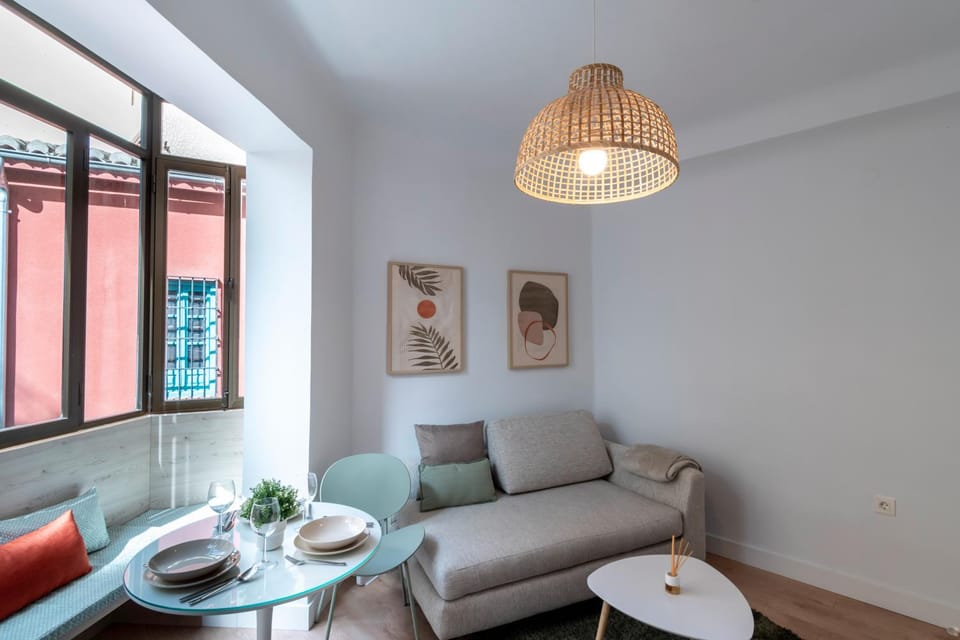 El Olivo HOME en Plaza Nueva Apartment in Granada