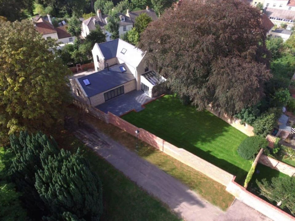 Property building, Garden