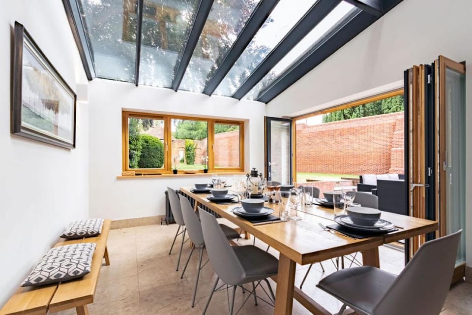 Patio, Garden, Dining area