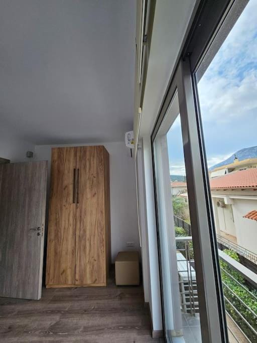 Cozy & Minimal Apartment Near Airport Peania Apartment in East Attica Regional Unit, Greece