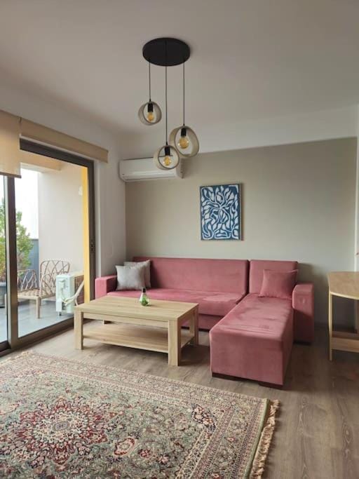 Cozy & Minimal Apartment Near Airport Peania Apartment in East Attica Regional Unit, Greece