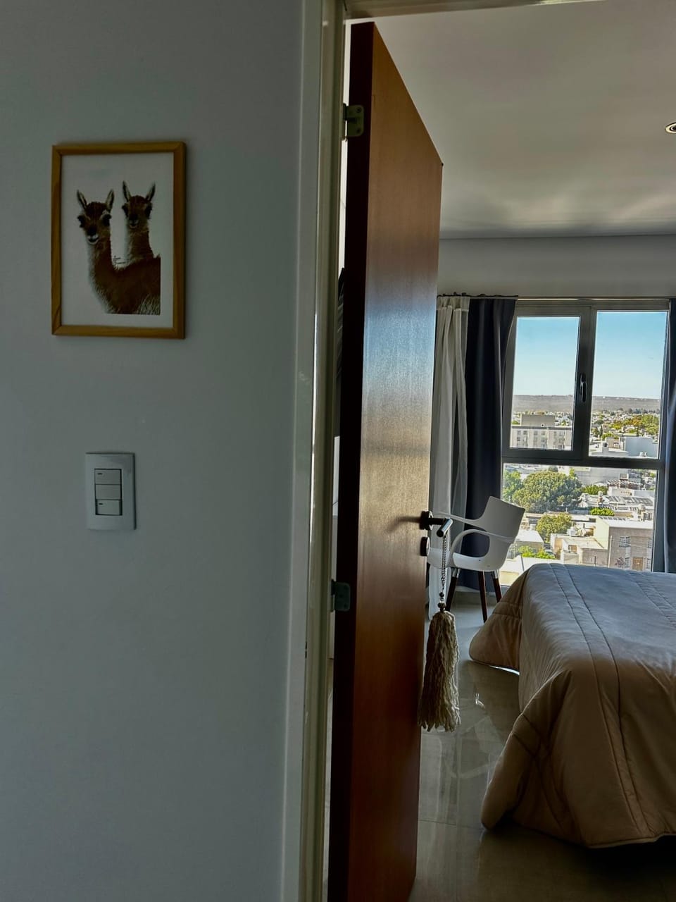 Photo of the whole room, Seating area, Bedroom