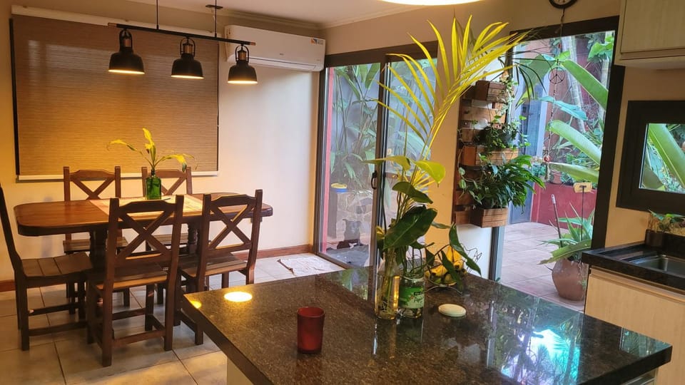 Ombú Guests House Bed and Breakfast in Puerto Iguazú