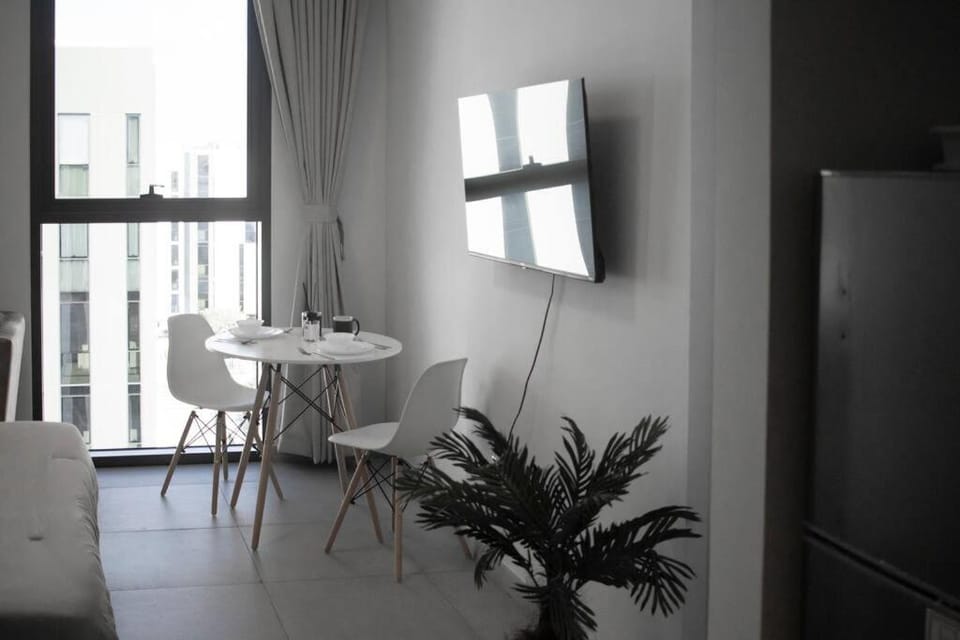 TV and multimedia, Dining area