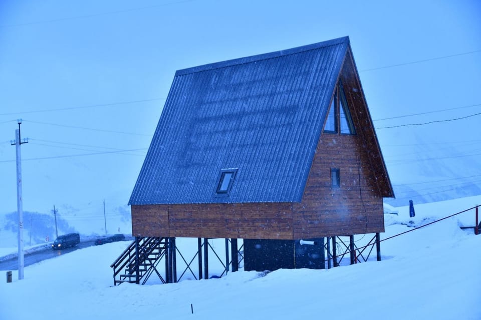 Property building, Natural landscape, Winter