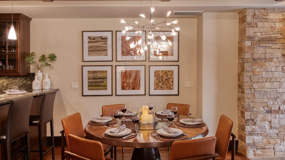 Dining area, furniture