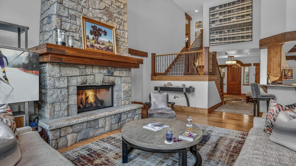 Living room, fireplace, furniture