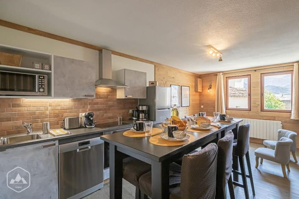 Coffee/tea facilities, Kitchen or kitchenette, Dining area, minibar, pet friendly, stove, toaster