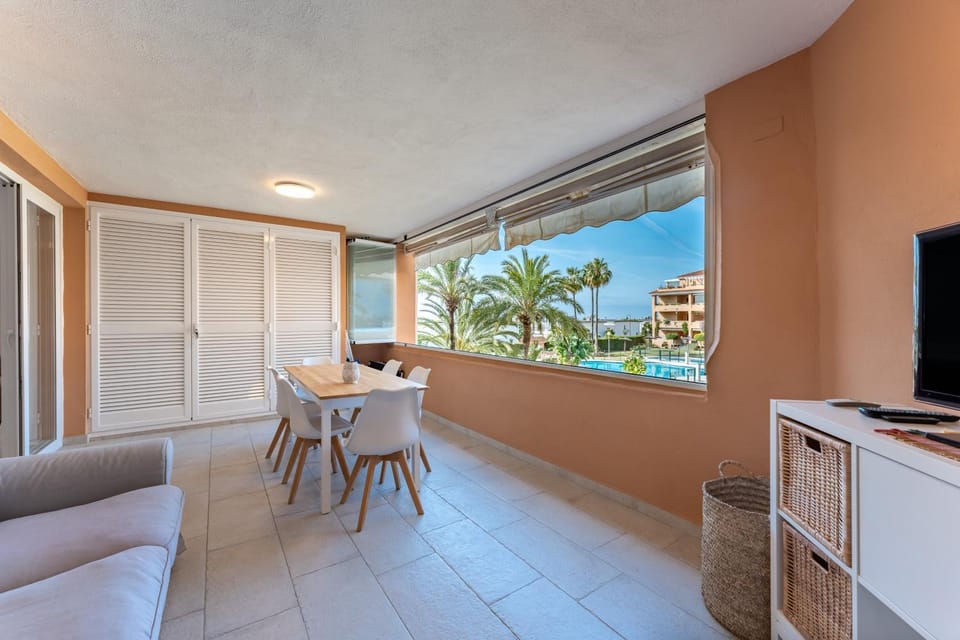 Property building, Living room