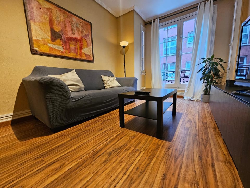135B1 Coqueto apto en Gijon by R2R Consulting Apartment in Gijón