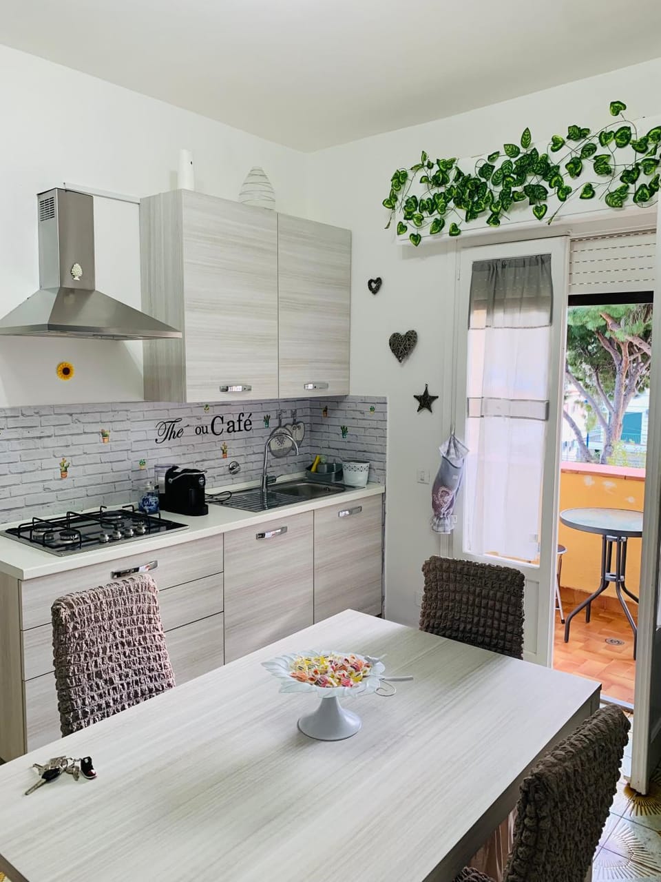 Balcony/Terrace, Kitchen or kitchenette, Living room