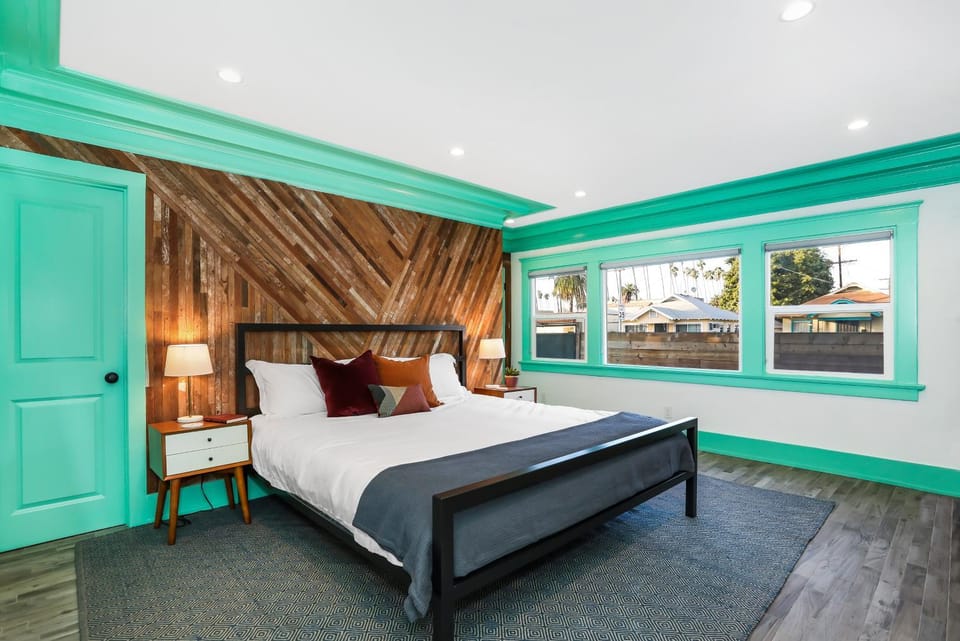 Peace palace Apartment in Los Angeles