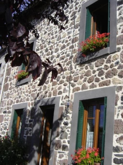 Maison au vert à la campagne - 5 personnes House in Auvergne-Rhône-Alpes