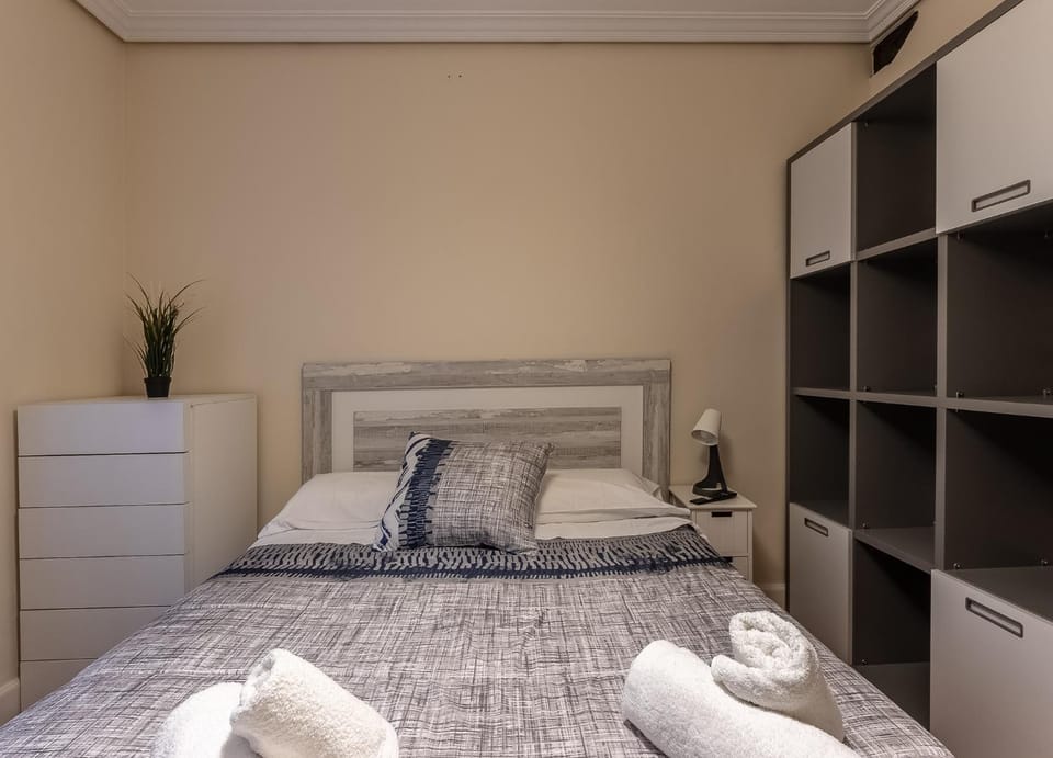 Apartamento céntrico Casco Viejo Apartment in Bilbao