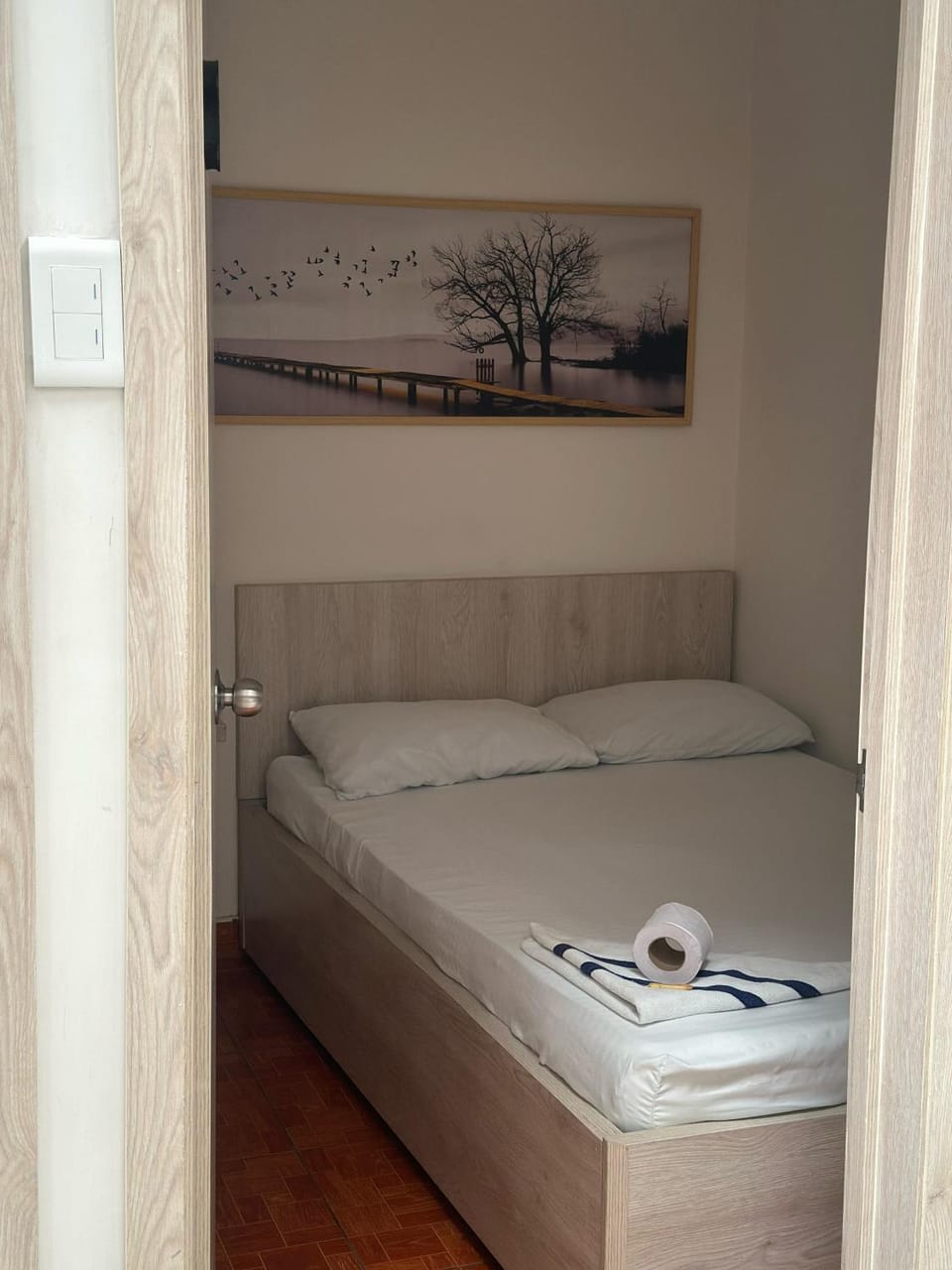 Bed, Photo of the whole room