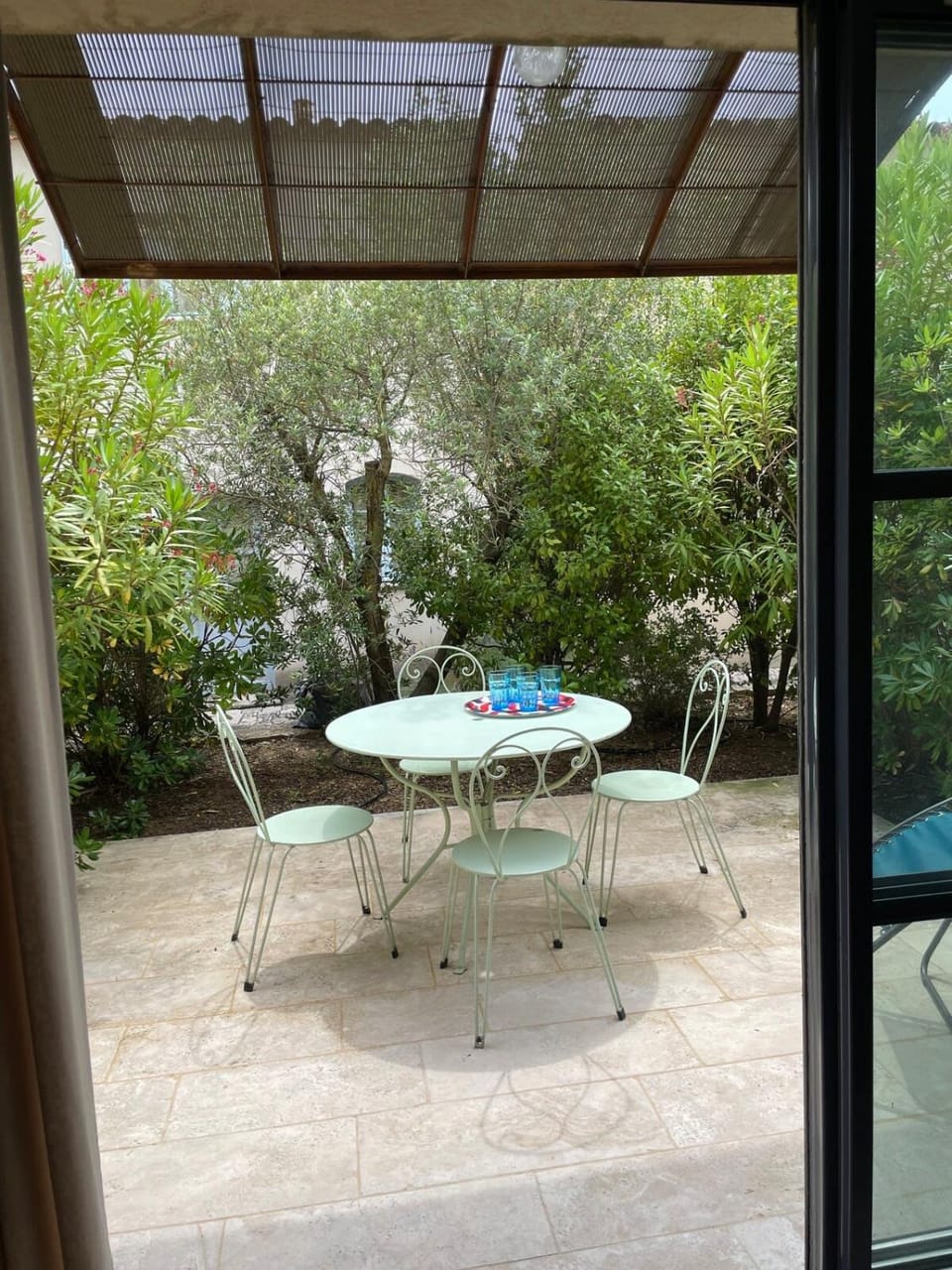 Patio, Dining area, Garden view