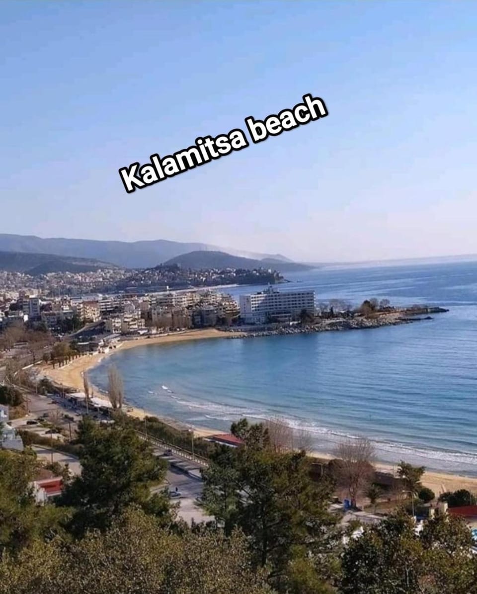 Iris Deluxe 4 Apartment in Kavala