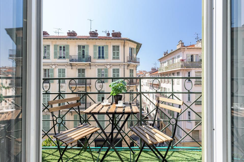 Balcony/Terrace, Dining area