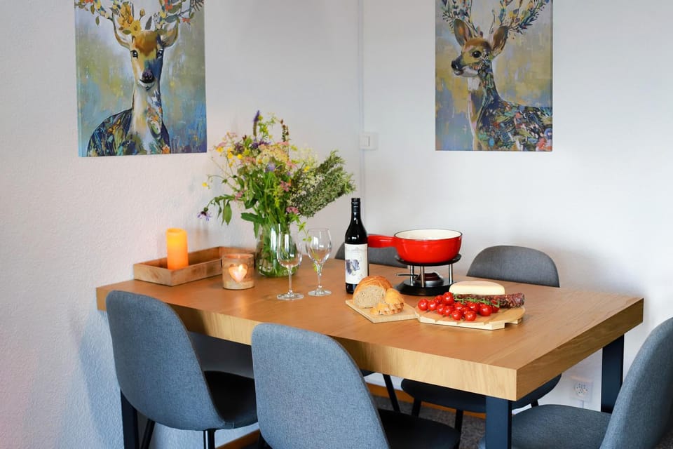 Cosy studio for 4 near ski lift, HAMEAU C13 Apartment in Canton of Valais