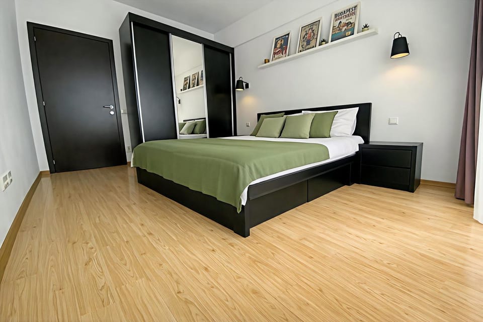 Bed, Photo of the whole room, Bedroom, wardrobe