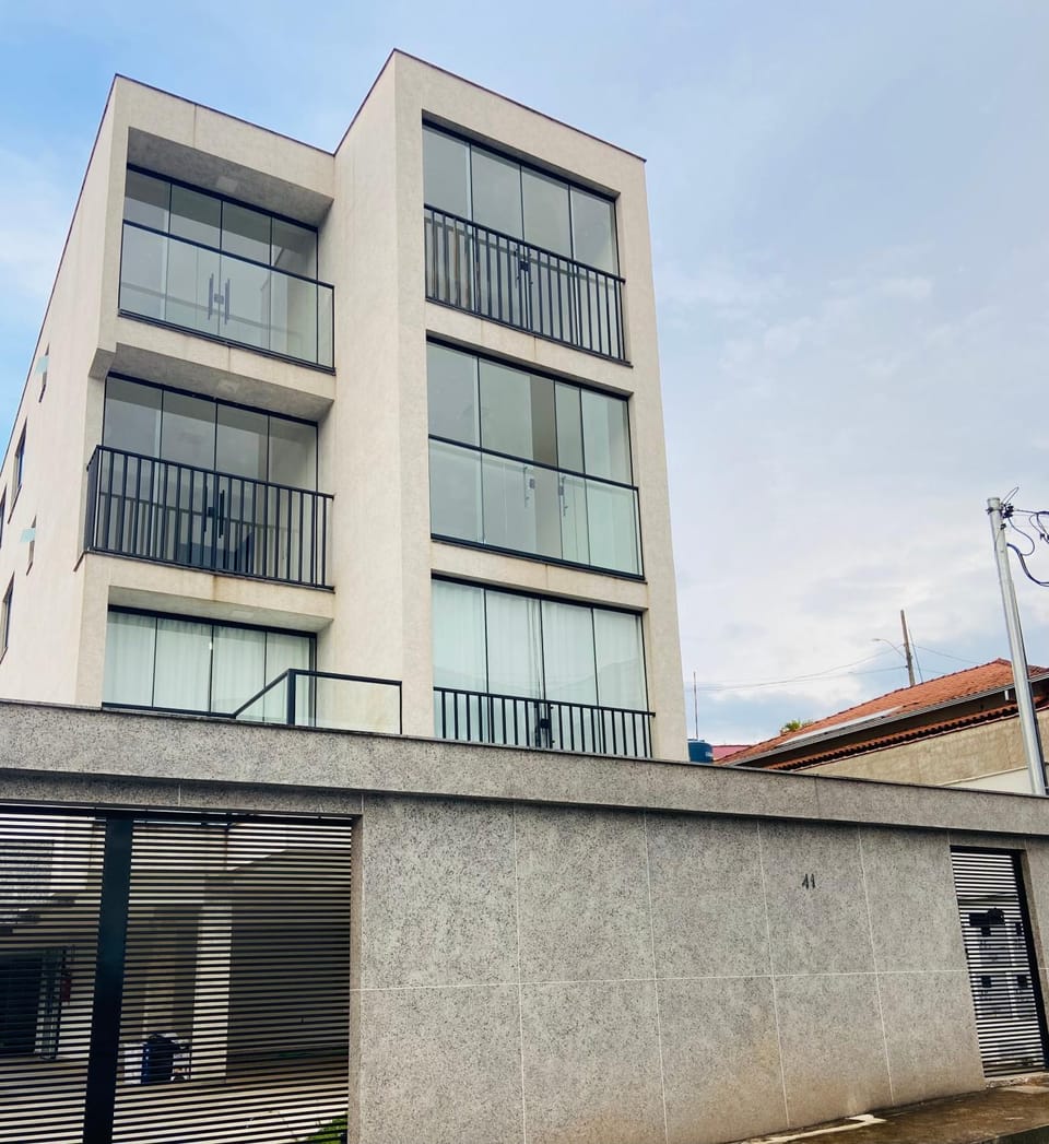 Apartamento com Elevador e Garagem Apartment in Ouro Preto