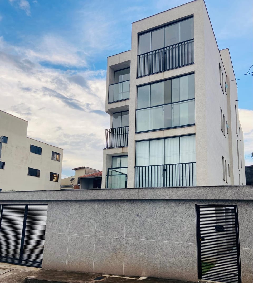 Apartamento com Elevador e Garagem Apartment in Ouro Preto