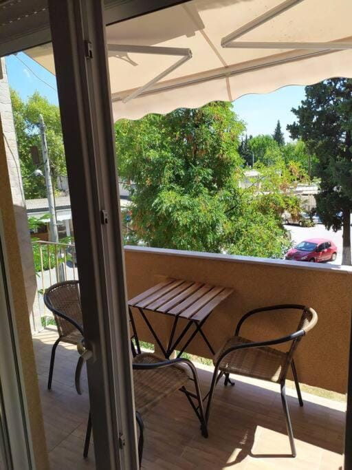 100sqm2bedrooms free parking Airport 10min Apartment in Decentralized Administration of Macedonia and Thrace