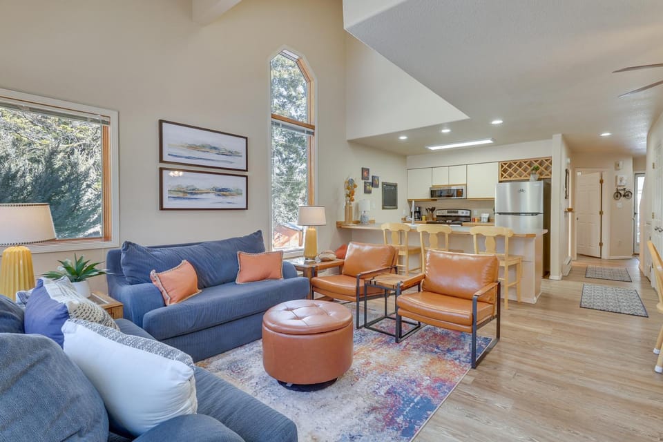 Cloudcroft Vacation Rental ~ 4 Mi to Skiing! House in Cloudcroft