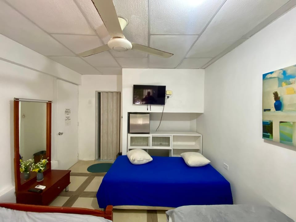 Amplia Habitación Privada cerca del aeropuerto Vacation rental in Cartagena