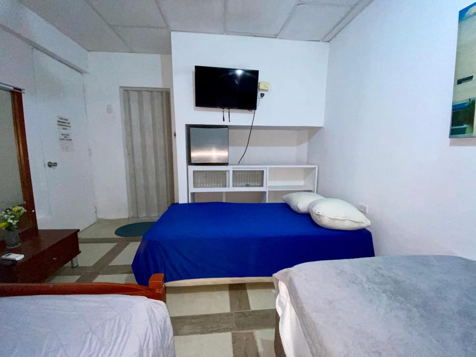 Amplia Habitación Privada cerca del aeropuerto Vacation rental in Cartagena