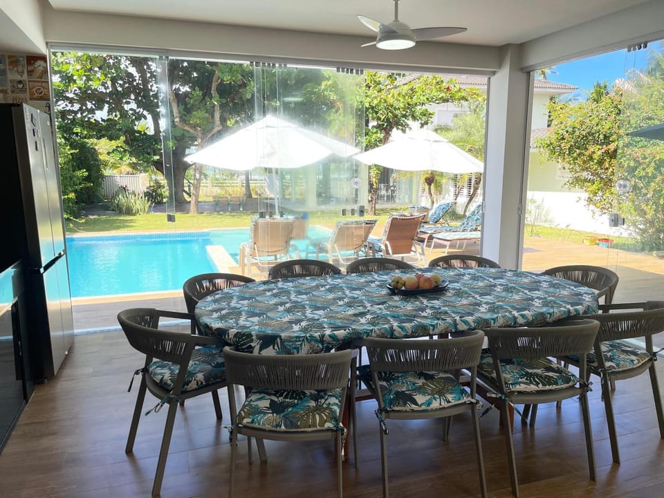 Patio, Dining area, Pool view, sunbed