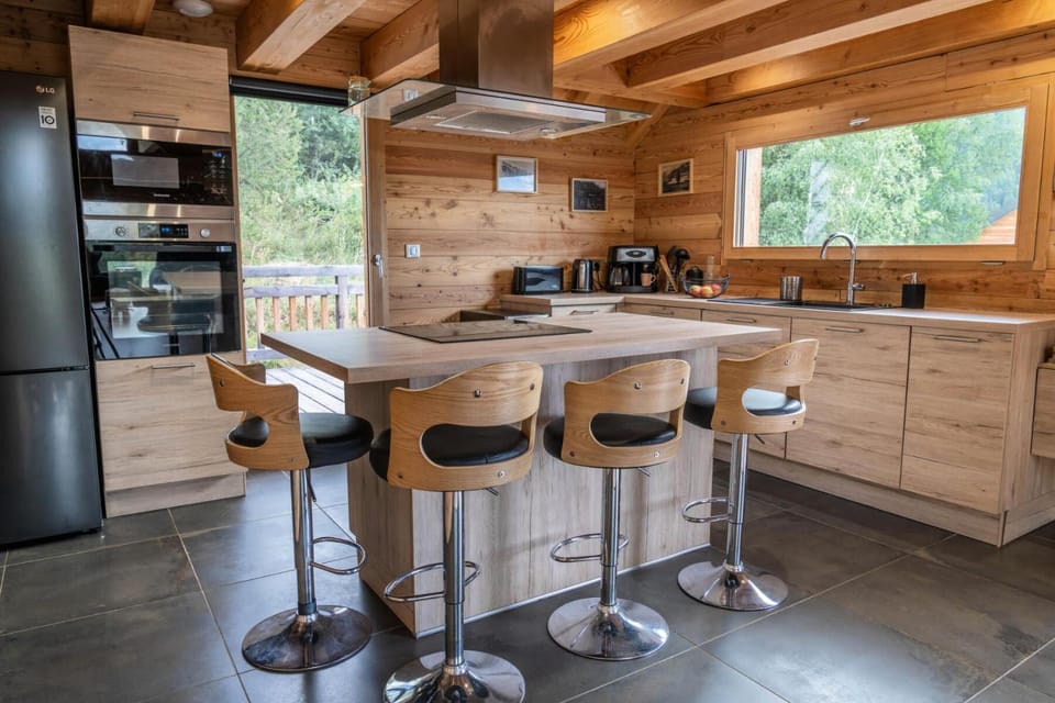 Résidence Pramouton - Sublime chalet aux grands espaces de convivialité MAE-3591 Chalet in Provence-Alpes-Côte d'Azur