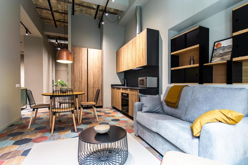 TV and multimedia, Kitchen or kitchenette, Living room, Seating area, Dining area, oven