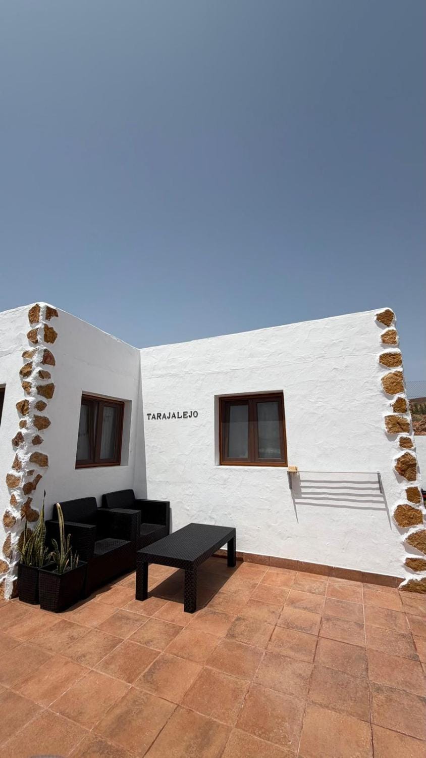 Apartamentos Violante Apartment in Maxorata