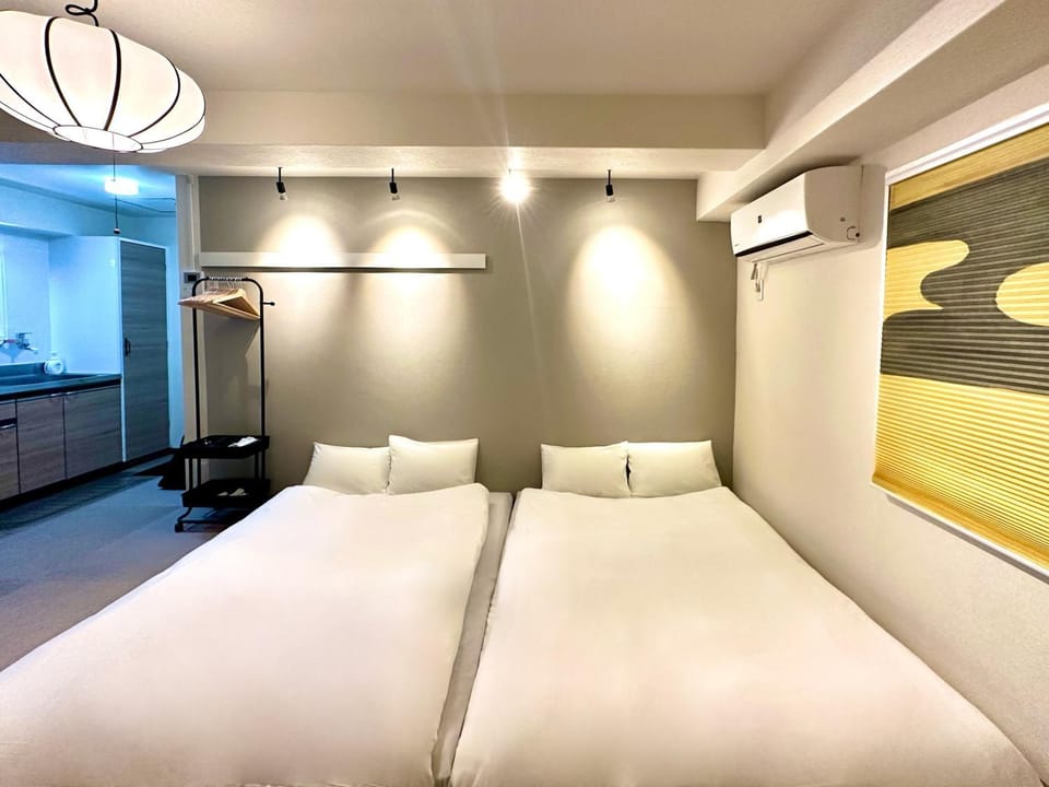 Bed, Bedroom, air conditioner