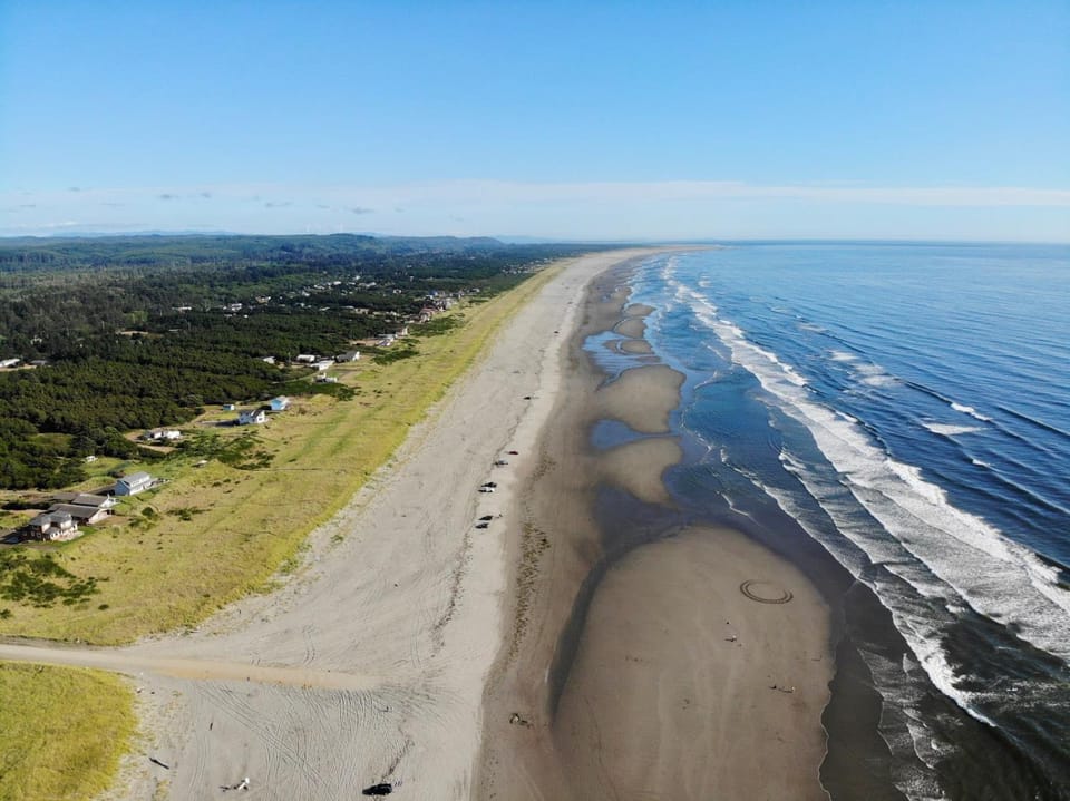 Seascapes Cottage 1-Bed by the Sea w fireplace House in Grayland