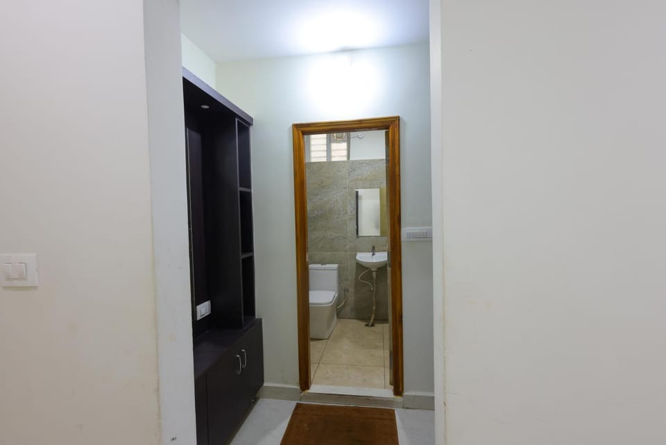 Toilet, Bathroom