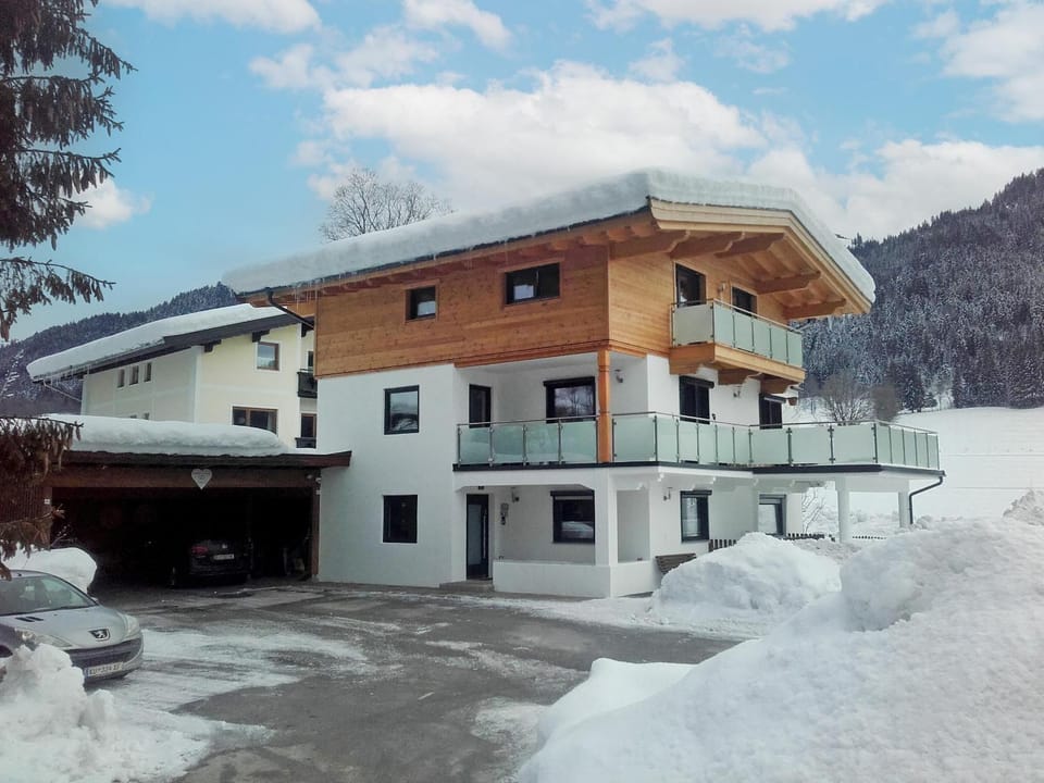 Property building, Winter