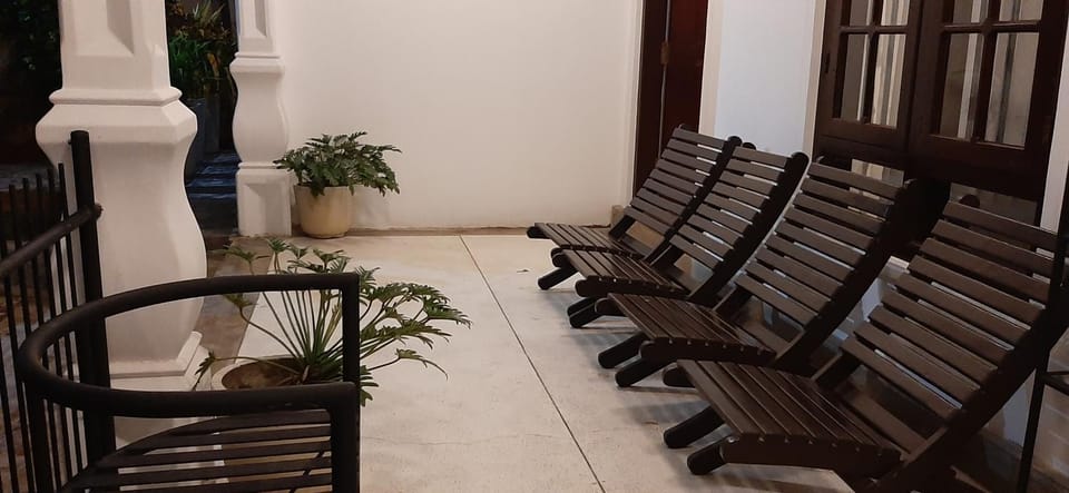 Seating area