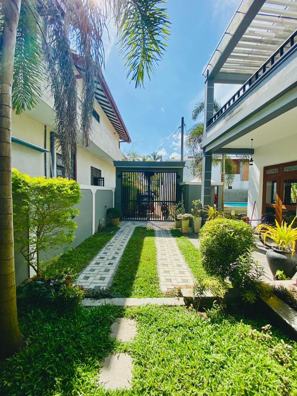 Property building, Garden