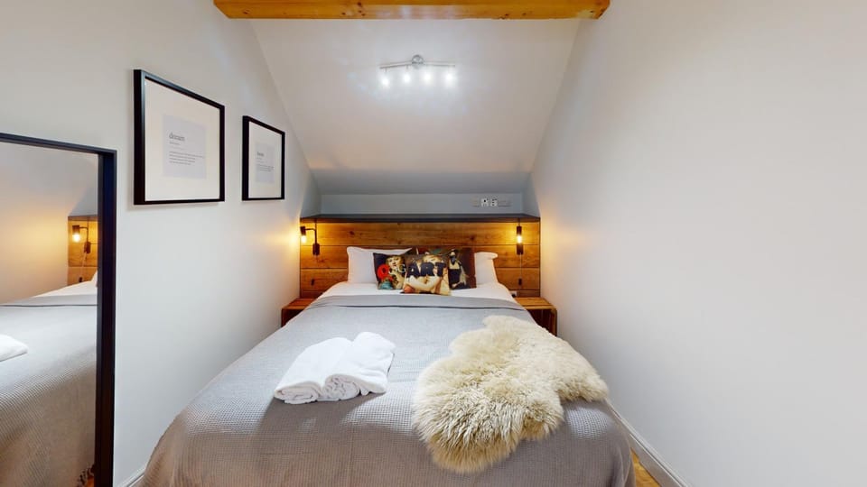 higgihaus Cabot Mews #41 Prime Central Location Apartment in Bristol
