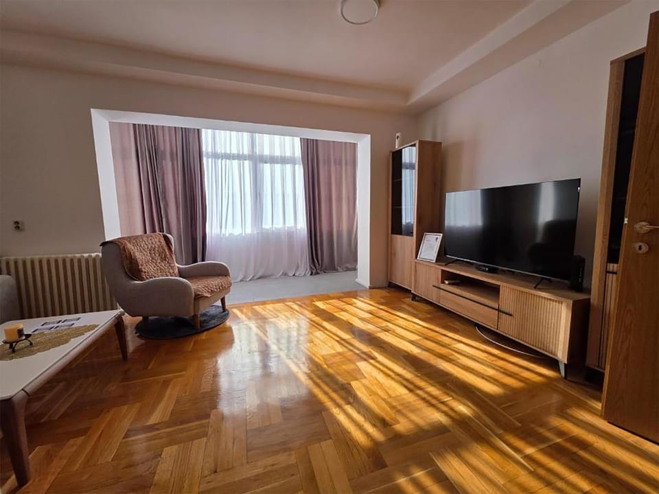 Exclusive Apartment Main Square FREE PARKING Apartment in Skopje
