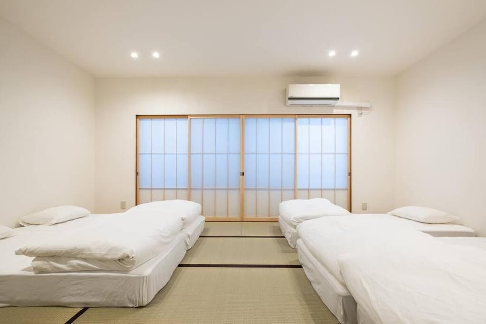 TasoneGatheringStayOsaka ユニバーサル西九条1st3F Apartment in Osaka