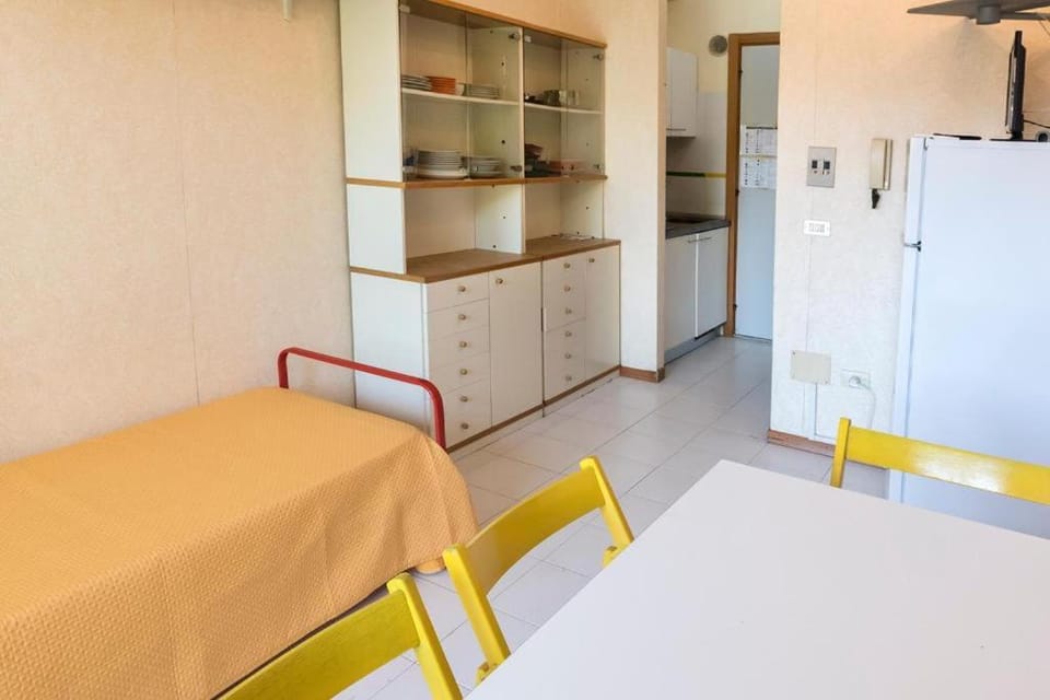 Bilocale con giardino a 100 mt dal mare di Marcelli - M053 Apartment in Marcelli