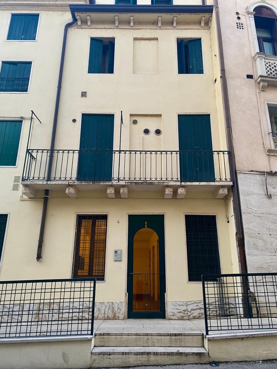 Property building, Day