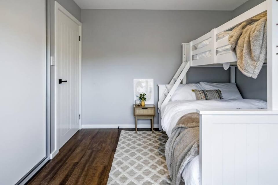 Vista Del Porto House in Bridport