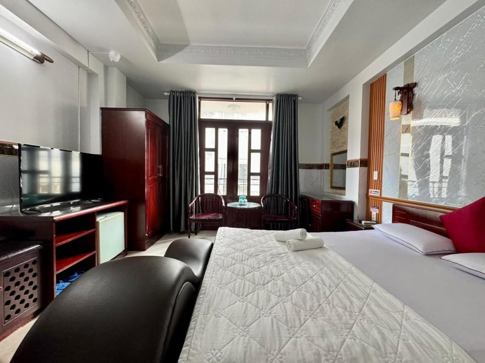 Khách Sạn Kim Long Hotel in Ho Chi Minh City