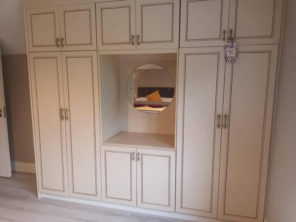 wardrobe